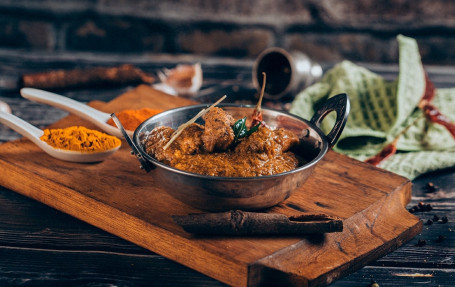 Lamb Madras Steam Rice And Plain Naan