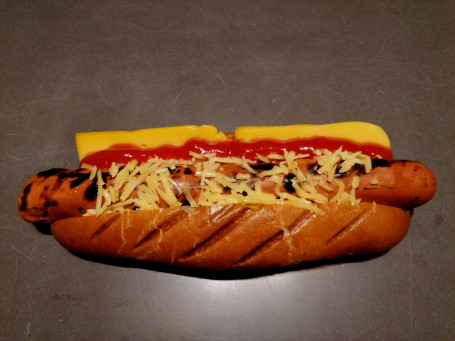 Cheesy Dog (Vegan)