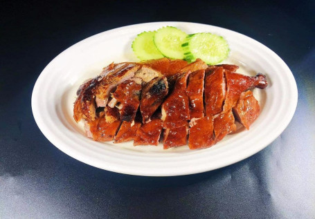 Roasted Duck Cantonese Style (Half)1/2Míng Lú Shāo Yā