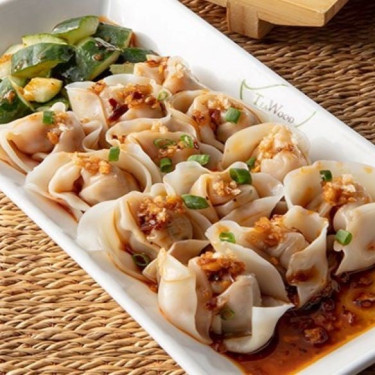 Wonton Hóng Yóu Chȏo Shău Con Olio Al Peperoncino