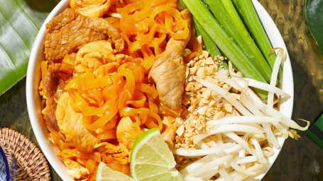 Triple Meat Pad Thai