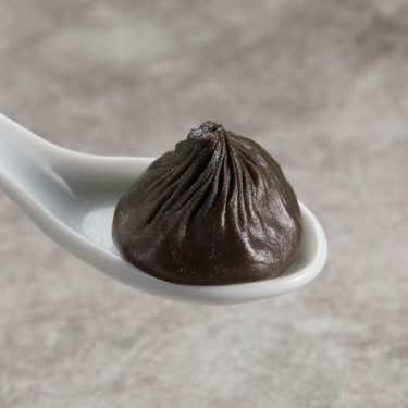 Hēi Sōng Lù Xiǎo Lóng Bāo (10Jiàn Black Truffle Xiao Long Bao (10Pcs