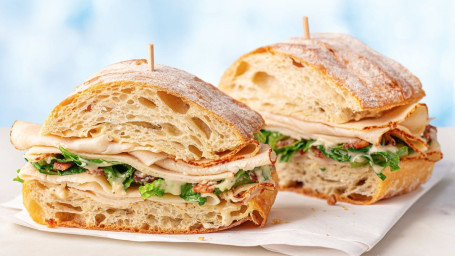 Ciabatta Caesar Con Pollo E Pancetta