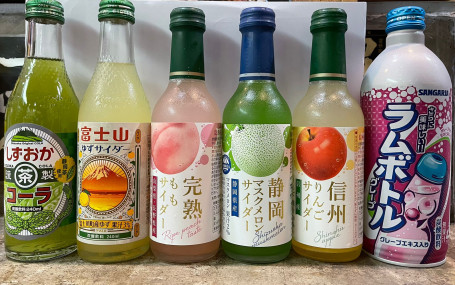 Xìn Zhōu Píng Guǒ Shū Dǎ (240Ml)