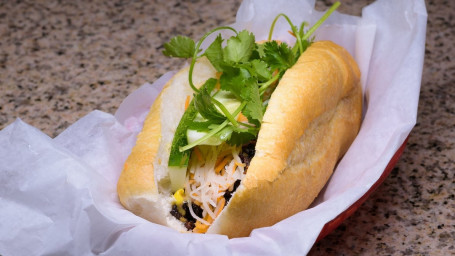 147. Banh Mi Bo Nuong