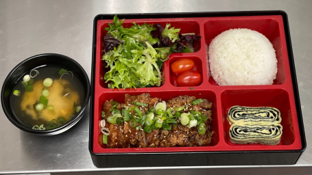 B03 Chicken Bento