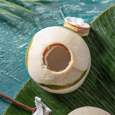 Yē Qīng Young Coconut