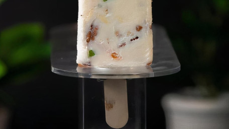 Mixed Nuts And Fruits Paleta (Crema)