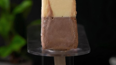 Chocolate Vanilla Swirl Paleta (Crema)