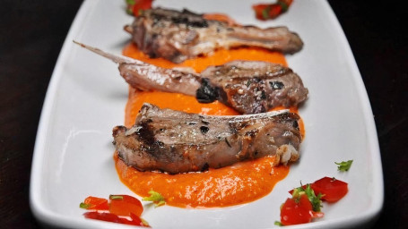 Chuletas Romesco