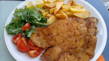 Breaded Chicken Dinner (Milanesa De Pollo)