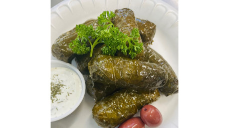 Stuffed Grape Leaves (7-8 Pcs)