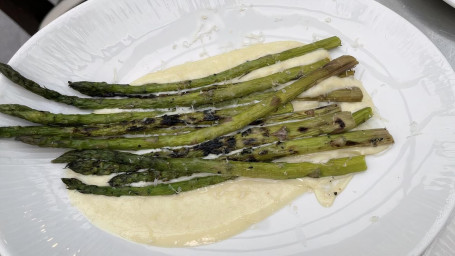 Asparagus With Lemon Beurre Blanc