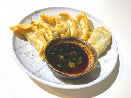 Fried Prawn Gyoza (6 Pieces)