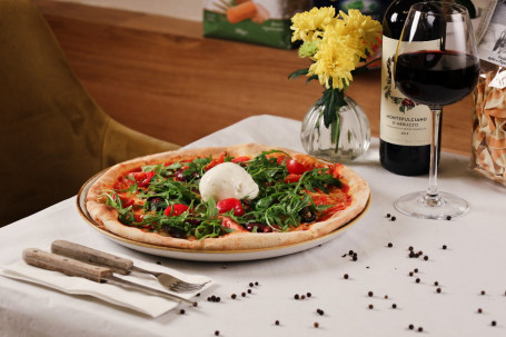 Burrata Pizza (V)