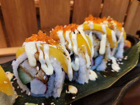 Mango Katsu Roll 4Pcs Máng Guǒ Jī Bā Juǎn