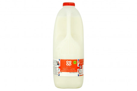 Co Op 4Pt Fresh Skimmed Milk 2.272Ltr