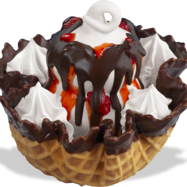 Sundae Con Ciotola Di Waffle Alle Fragole Ricoperte Di Cioccolato