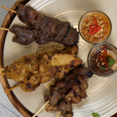 Satay Fiesta Platter (8Pcs)