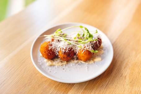 Arancini With Paprika Mayo (V) (Gfo)