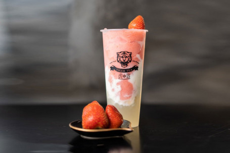 Strawberry Bobo Shake