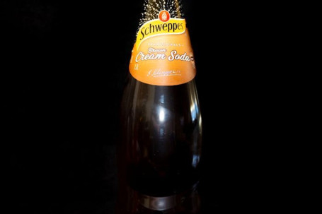 Schweppes Creaming Soda (1.25L)