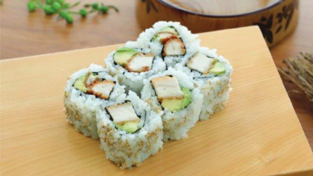 Chicken Avocado Roll 6 Pieces)