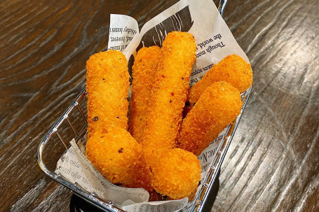 Cheese Sticks (7Pcs)