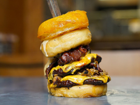 Donut Pit Burger