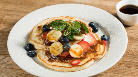 Strawberry Banana Pancakes With Cajeta