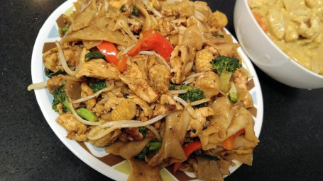 2. Drunken Noodles