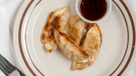 6. Dumpling Pan Fried Or Boiled (8 Pieces)