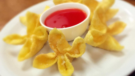 3. Crab Rangoons (6)