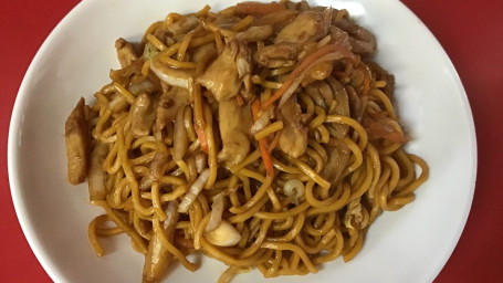 45. Pollo Lo Mein