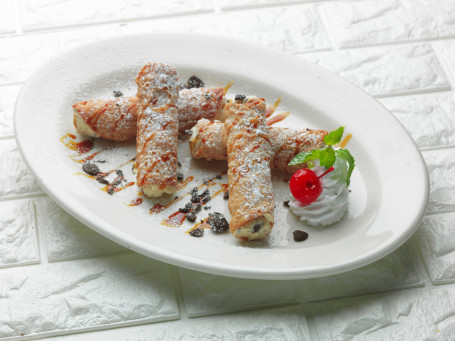 Cannoli Plate Xī Xī Lǐ Nǎi Lào Juǎn (Regular/Grande)