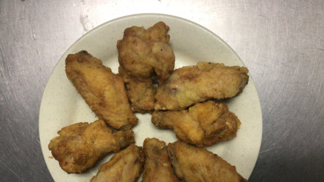 9. Fried Chicken Wings (8)