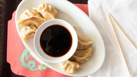 A3. Pot Stickers (6 Pcs)