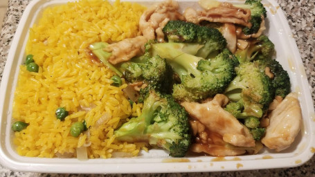 91. Pollo Con Broccoli