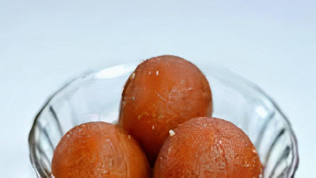 Gulab Jamun 2 3Pcs)