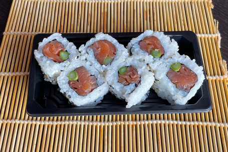 97. Smoked Salmon And Asparagus Uramaki