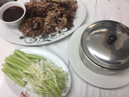 Crispy Aromatic Duck [Vịt Cuốn Bắc Kinh]