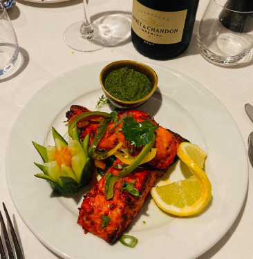 Salmon Ajwain With 1 Plain Naan