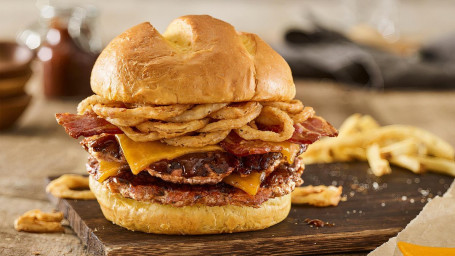 Doppio Hamburger Di Tacchino Con Pancetta E Cheddar Barbecue