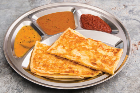 Roti Telur With Sauces