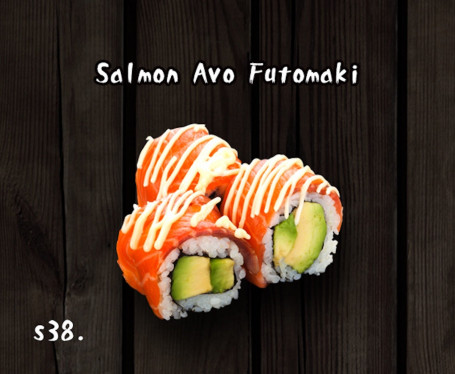 Salmon Avo Futomaki