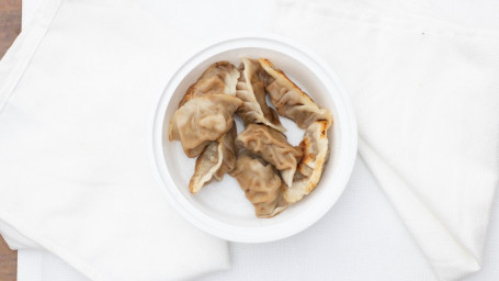 4. Steamed Dumplings (8)