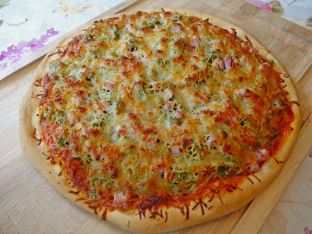 Pizza Asparagi