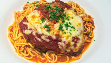 Pranzo Di Pollo Alla Parmigiana