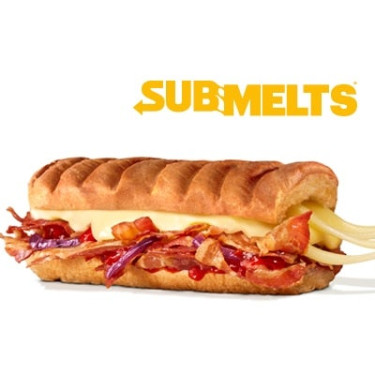 Submelt Al Formaggio Con Pancetta Impilata Footlong