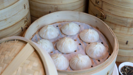 Pork Xiao Long Bao (8)